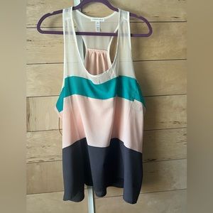 Razor back Tank top‎